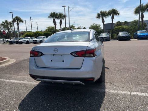 Used 2024 Nissan Versa SV FWD image 14