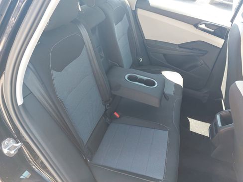 Used 2025 Volkswagen Taos S image 11