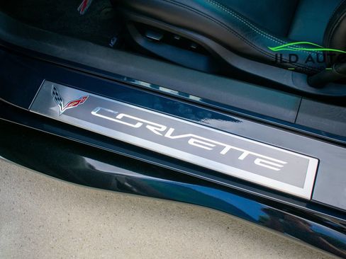 Used 2016 Chevrolet Corvette Z06 w/ Z07 Performance Package RWD image 17