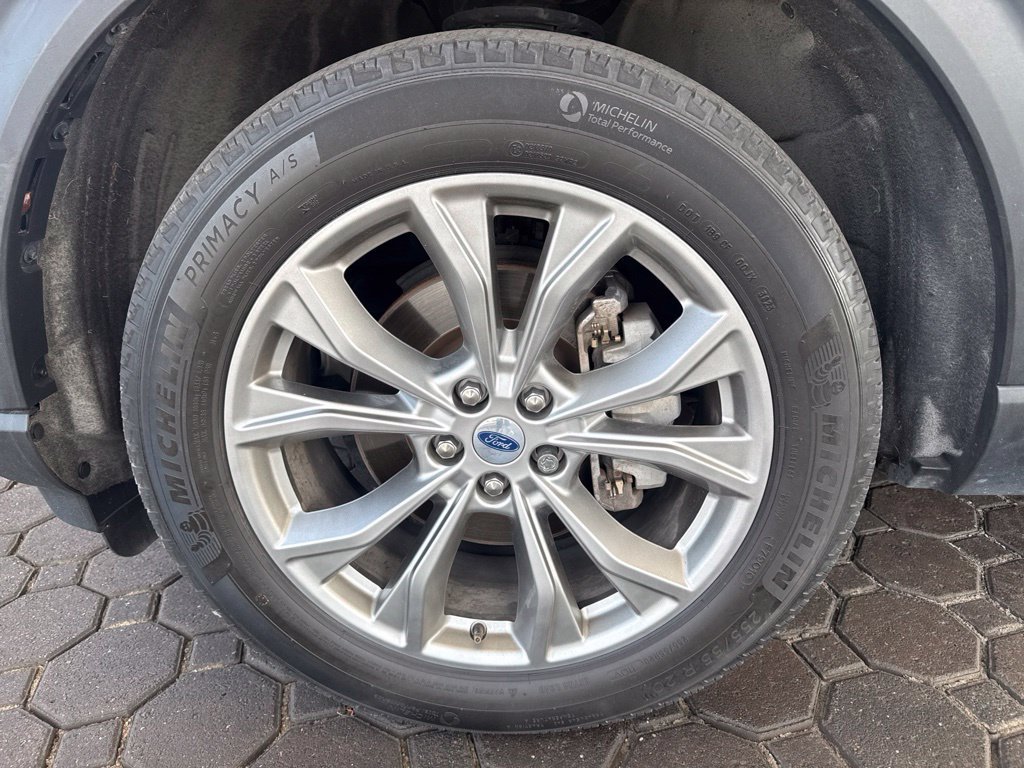 Certified 2023 Ford Explorer XLT AWD/4WD image 12