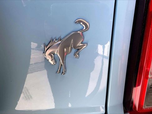 Certified 2025 Ford Bronco Heritage Edition image 9