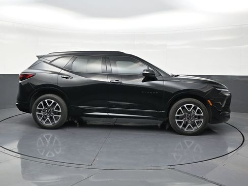 Used 2023 Chevrolet Blazer RS w/ Enhanced Convenience Package FWD image 6