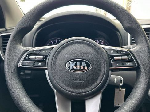 Used 2022 Kia Sportage LX image 22