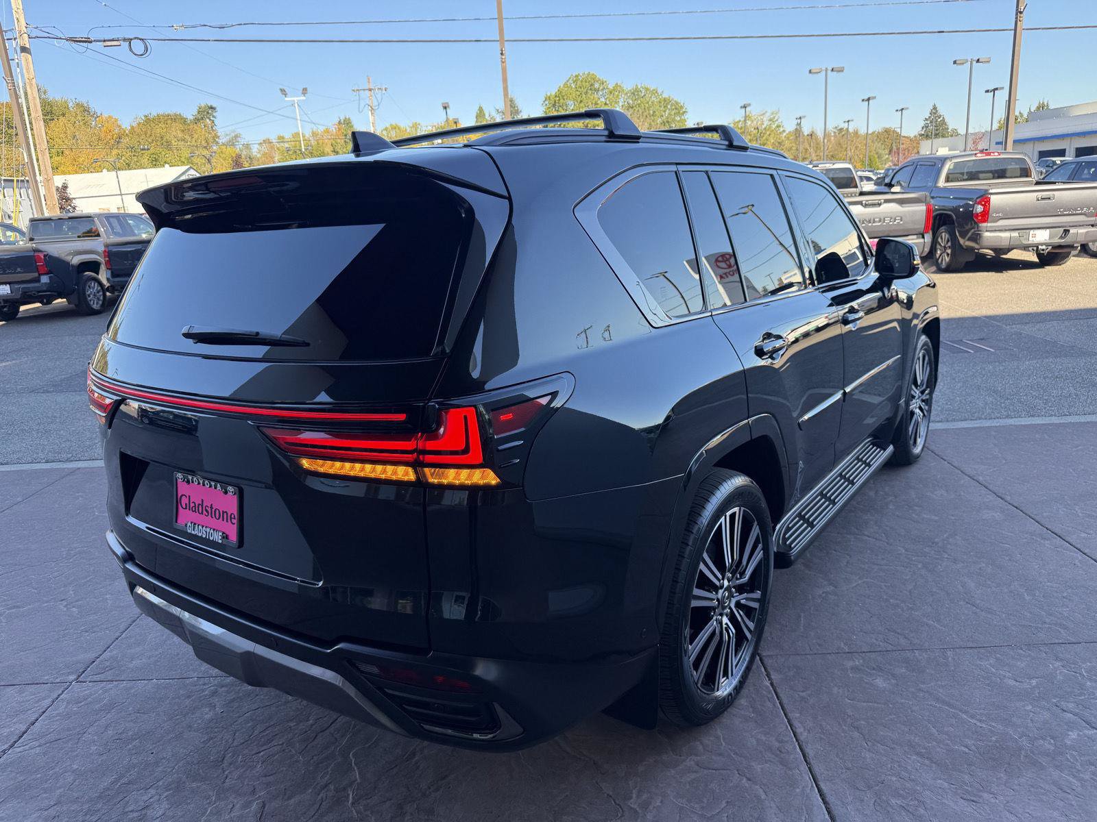 Used 2026 Lexus LX 700h Luxury w/ Appearance Package AWD/4WD image 6
