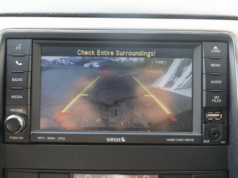 Used 2011 Jeep Grand Cherokee Laredo image 45