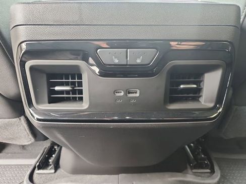 Used 2025 Chevrolet Silverado 1500 ZR2 w/ Technology Package AWD/4WD image 22