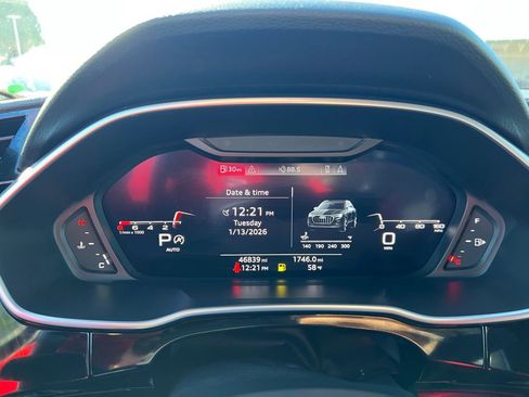 Used 2020 Audi Q3 2.0T Premium Plus w/ Premium Plus Package image 17