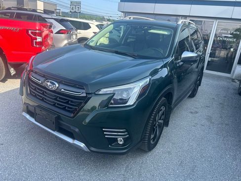 Used 2023 Subaru Forester Touring AWD/4WD image 1