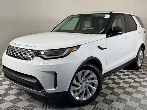 Certified 2025 Land Rover Discovery S image 1