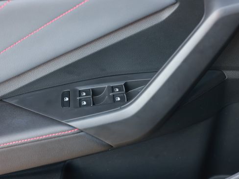 Used 2025 Volkswagen Jetta GLI Autobahn image 47