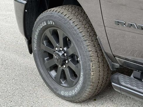 New 2026 RAM 2500 Big Horn AWD/4WD image 12