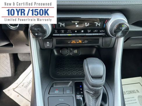 Used 2025 Toyota RAV4 XLE image 22