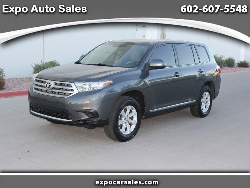 Used 2013 Toyota Highlander 4WD w/ Cold Weather Pkg image 1