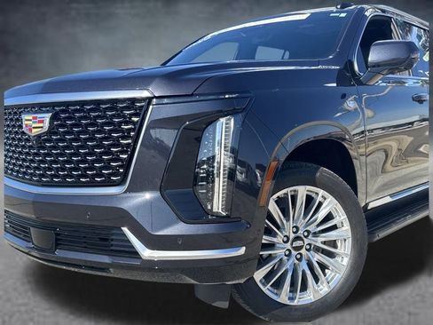 Certified 2025 Cadillac Escalade Premium Luxury image 2