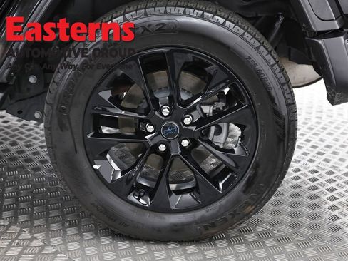 Used 2025 Jeep Wrangler Unlimited Sahara image 33