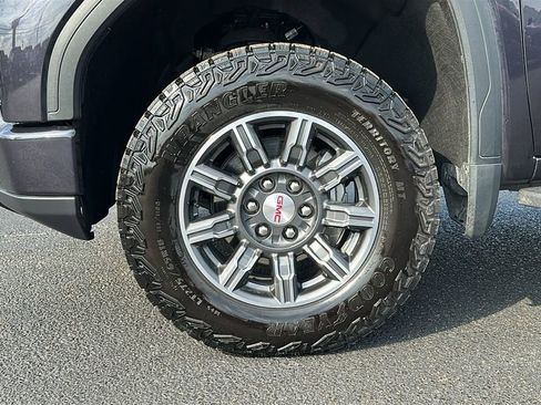 Certified 2024 GMC Sierra 1500 AT4 w/ Technology Package image 14