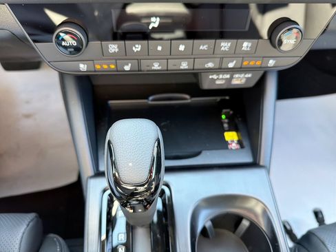 New 2026 Subaru Outback Touring XT AWD/4WD image 27