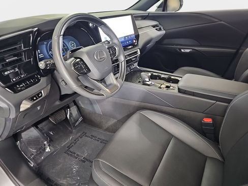 Used 2025 Lexus RX 350h w/ Convenience Package AWD/4WD image 16