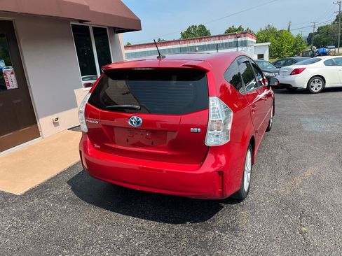 Used 2014 Toyota Prius V Five FWD image 6