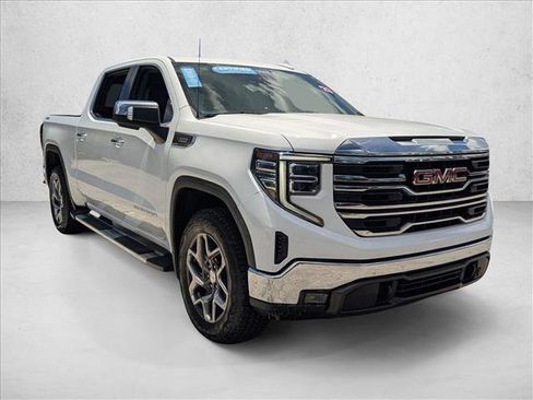 Used 2023 GMC Sierra 1500 SLT w/ SLT Premium Package image 3