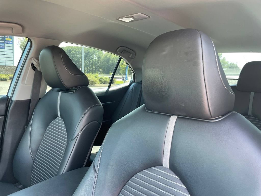 Used 2023 Toyota Camry SE FWD image 21