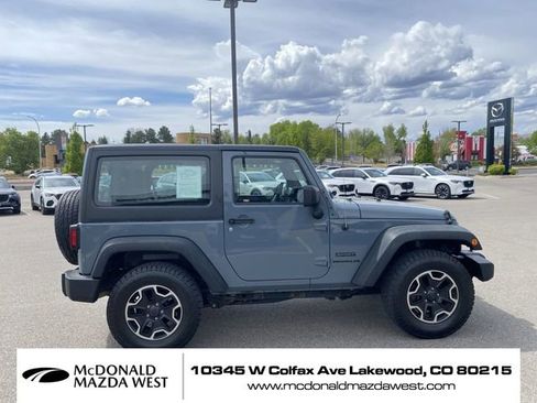 Used 2015 Jeep Wrangler Sport AWD/4WD image 6