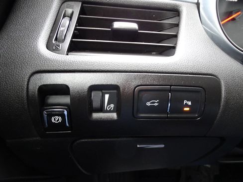 Used 2014 Chevrolet Impala LT FWD image 17
