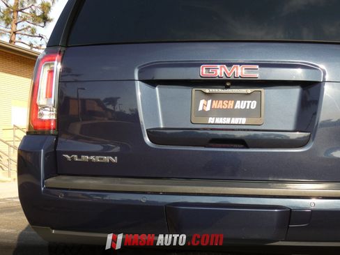 Used 2018 GMC Yukon SLE w/ Convenience Package AWD/4WD image 12