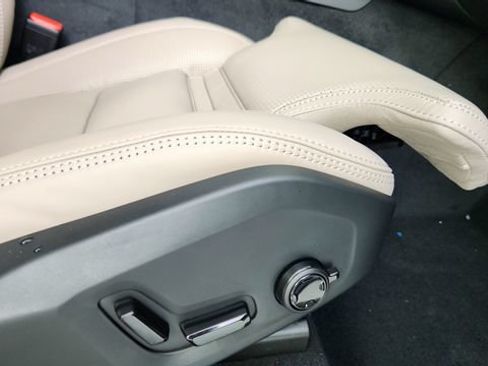 New 2026 Volvo XC90 T8 Ultra w/ Lounge Package AWD/4WD image 41
