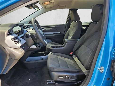 New 2027 Chevrolet Bolt LT w/ Comfort Package FWD image 4
