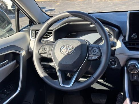 Used 2023 Toyota RAV4 XLE image 19
