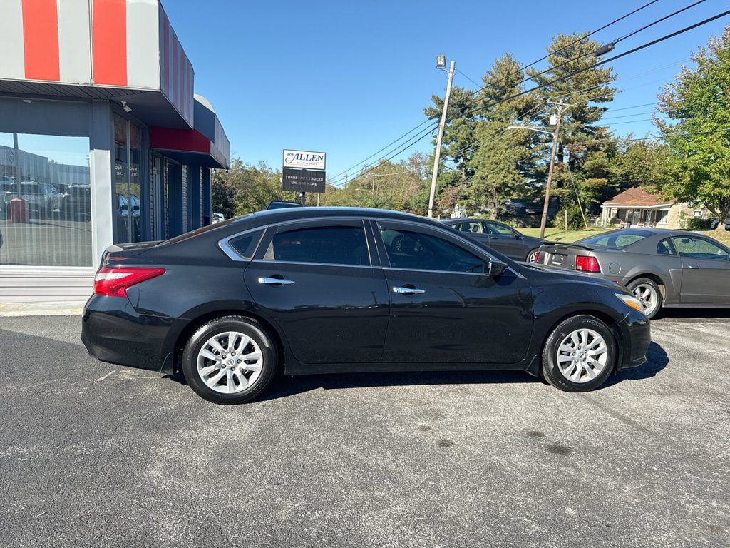 Used 2017 Nissan Altima 2.5 S w/ Power Driver Seat Package FWD image 6