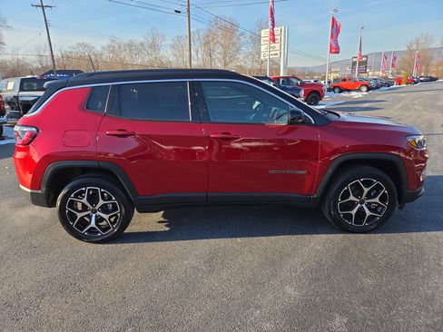 New 2026 Jeep Compass Limited AWD/4WD image 2
