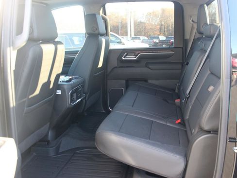 New 2025 GMC Sierra 2500 SLT w/ SLT Premium Package image 24