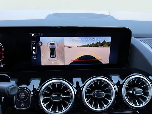 New 2026 Mercedes-Benz GLA 250 4MATIC image 24