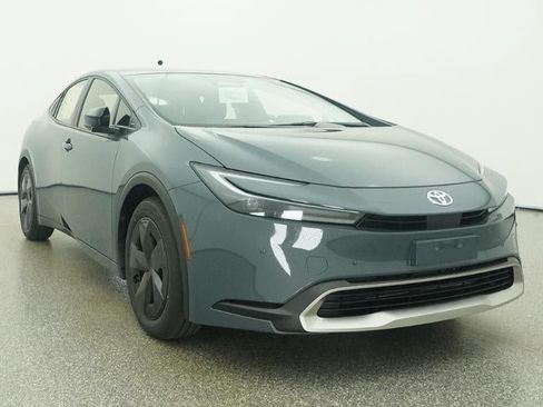 New 2026 Toyota Prius Plug-In Hybrid FWD image 59