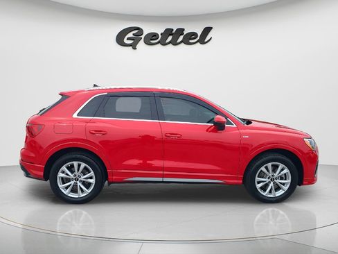 Used 2022 Audi Q3 2.0T Premium w/ Convenience Package AWD/4WD image 4