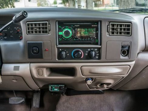 Used 2002 Ford F350 XLT image 32