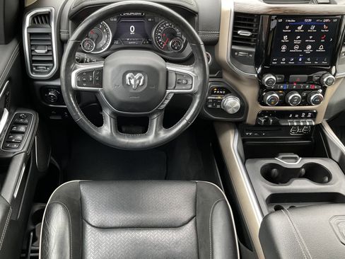 Used 2019 RAM 1500 Laramie AWD/4WD image 22