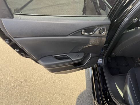 Used 2020 Honda Civic Sport image 18