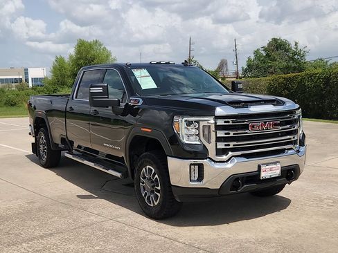 Used 2022 GMC Sierra 2500 SLE w/ SLE Convenience Package AWD/4WD image 3