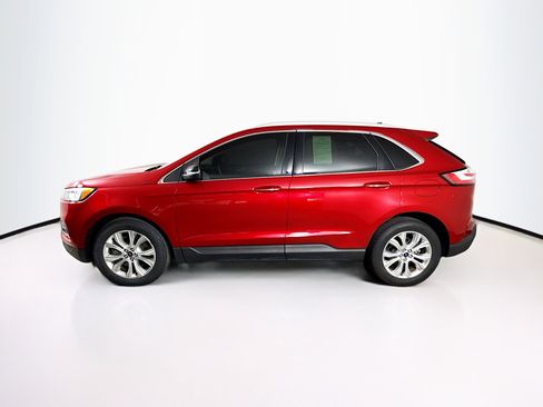 Used 2021 Ford Edge Titanium FWD image 7