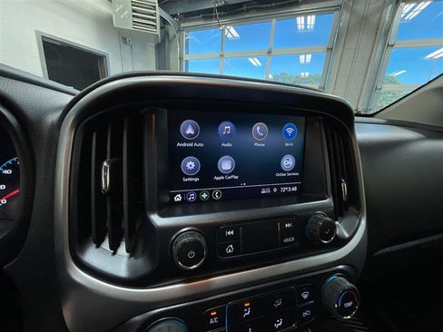 Used 2022 Chevrolet Colorado LT w/ Fleet Safety Package image 16