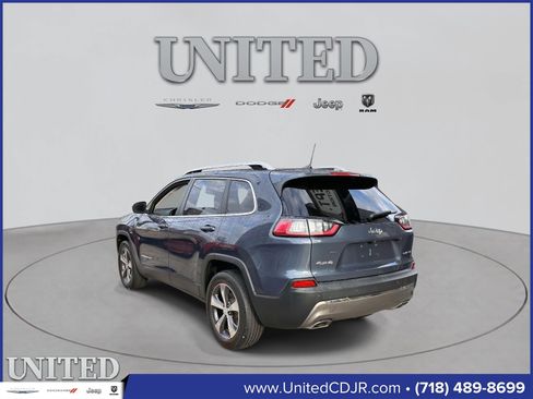 Used 2019 Jeep Cherokee Limited image 6