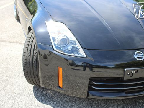 Used 2006 Nissan 350Z Touring RWD image 40