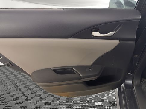 Used 2016 Honda Civic EX image 16