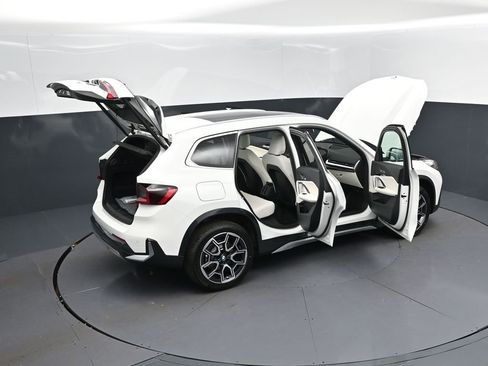 New 2026 BMW X1 xDrive28i w/ Convenience Package AWD/4WD image 49