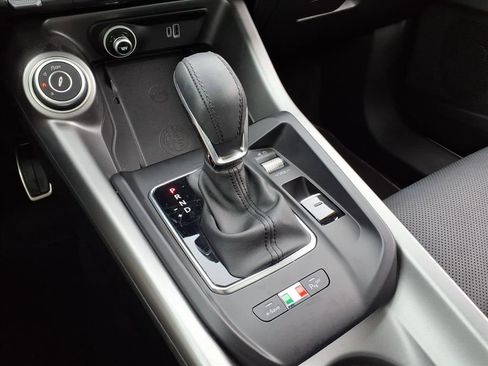 Used 2024 Alfa Romeo Tonale Veloce AWD/4WD image 32