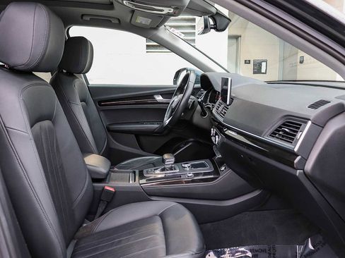 Used 2020 Audi Q5 e Premium Plus w/ Premium Plus Package image 23