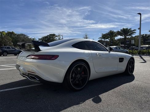 Used 2016 Mercedes-Benz AMG GT S image 25